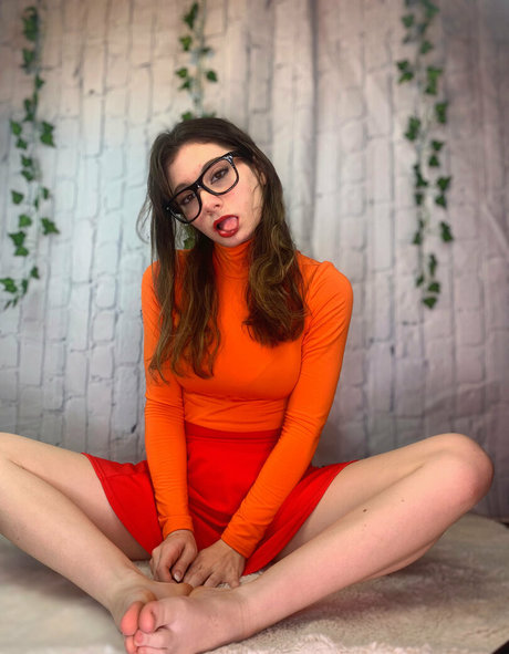 Natscrays model adult picture