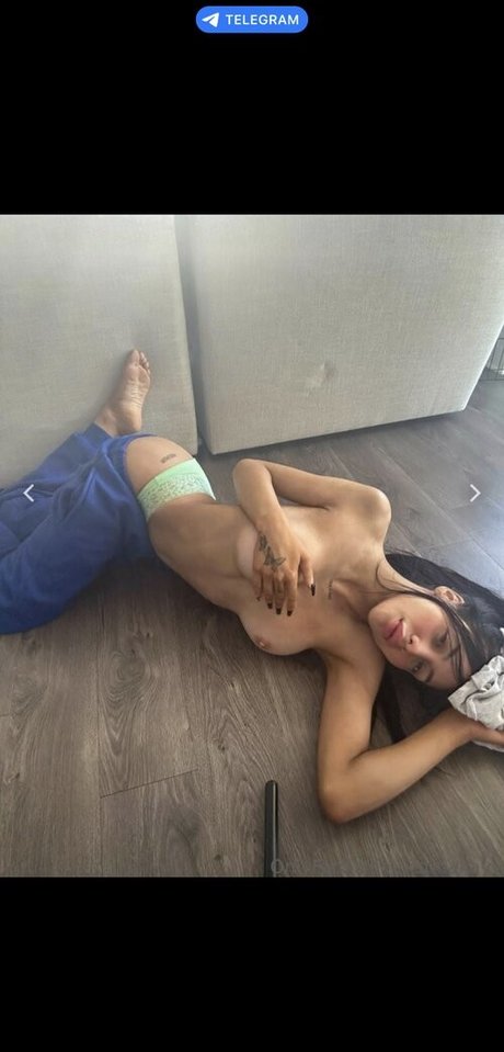 Stinakayy star photo