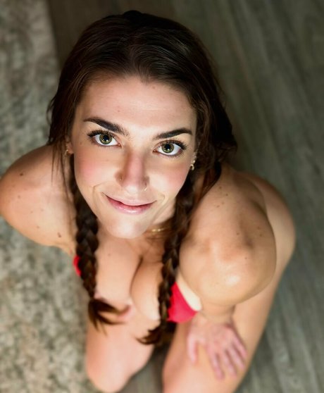 Rachel Loren nude actress image