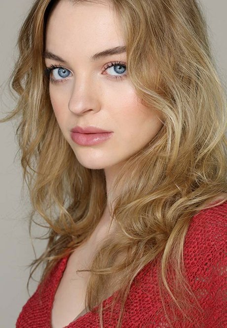 Olivia Rose Keegan pornographic star picture