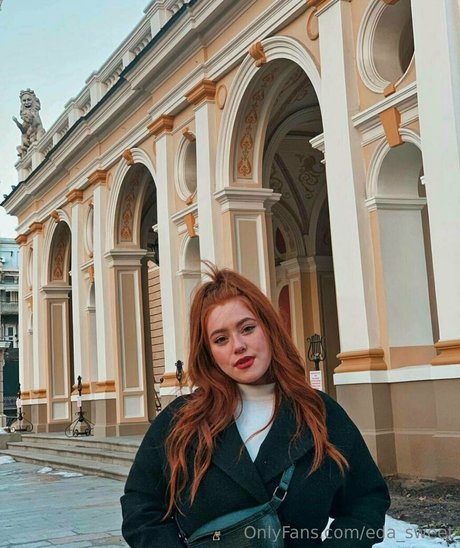 eda sweet erotic star image