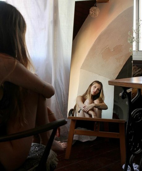 Roni Zouler xxx actress archive