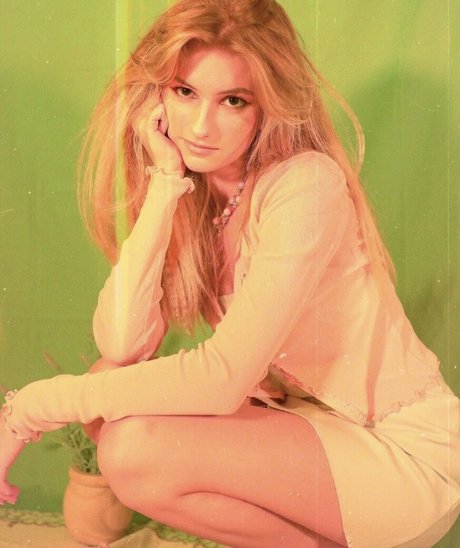 Ann Osok sex actress image