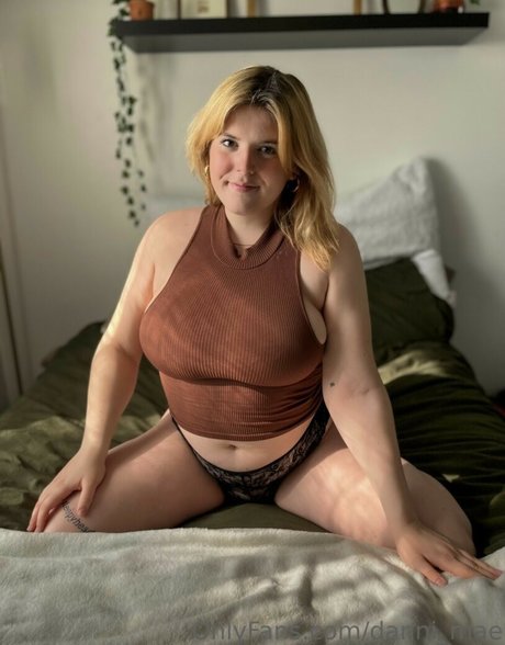 danni mae star sexy images