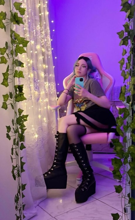 Sthormyy model top pics