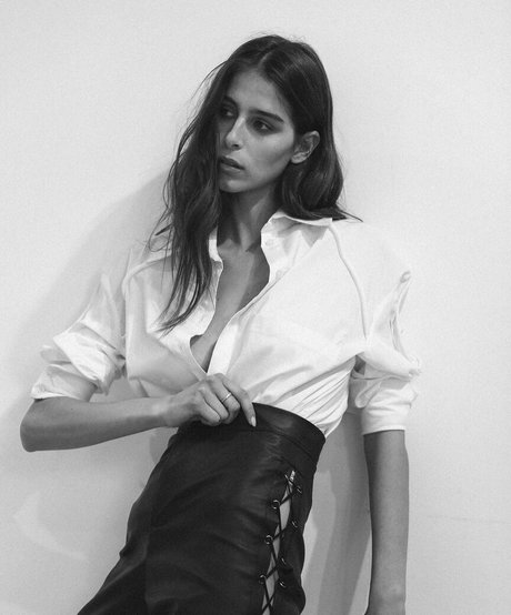 Noa Brener nudes actress archive