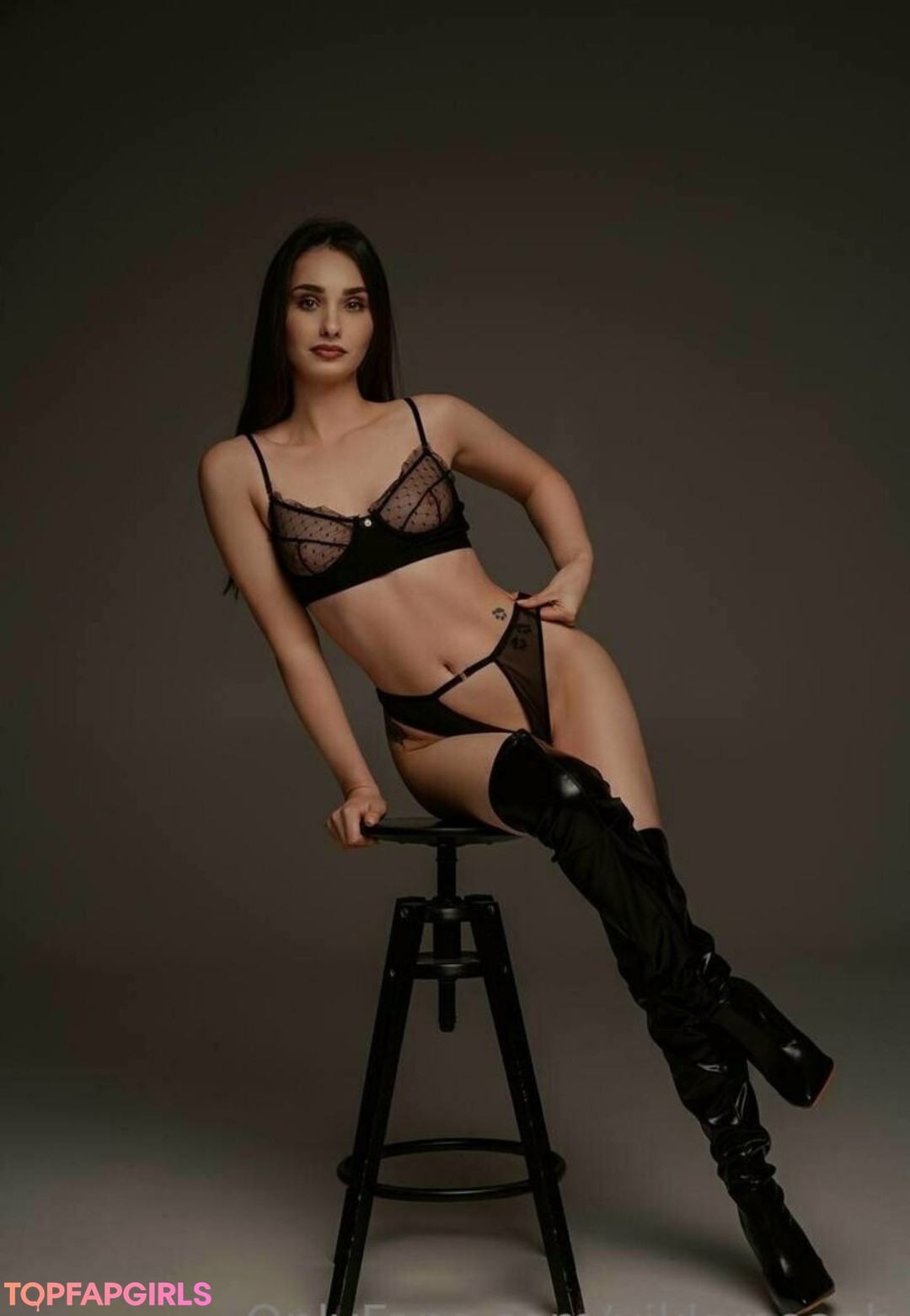 vipaleksastone nudes actress gallery