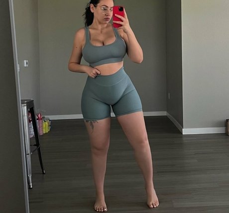 lexielvpez model sex picture