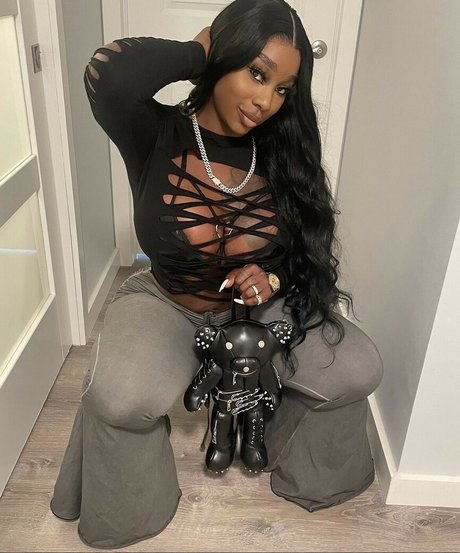 velvet__to__you nude model gallery