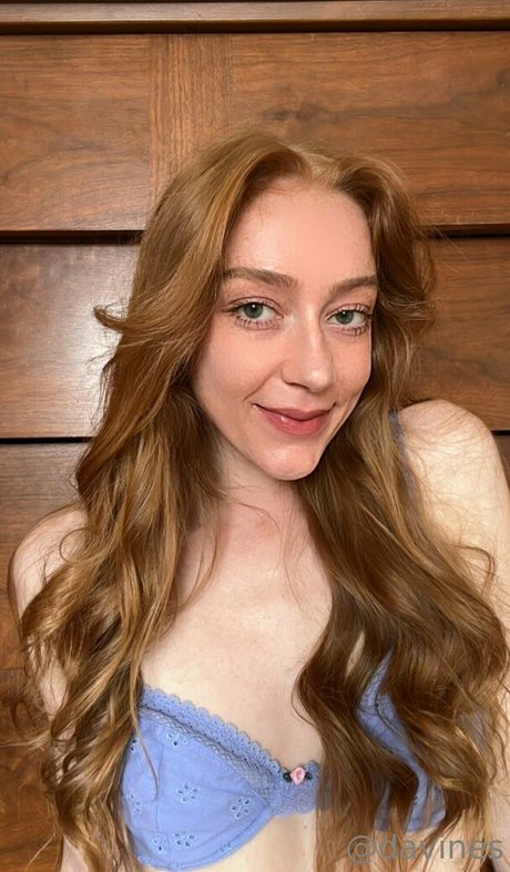 roisonheart erotic pornstar photo