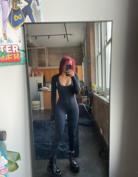 milasapothecary porn model pics