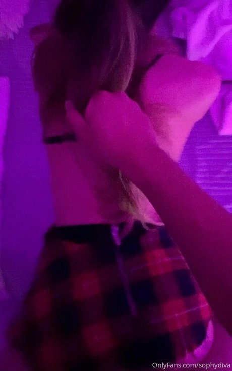 Sophydiva star best photo