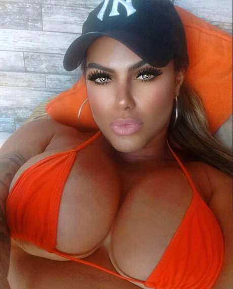 best lu erotic model photos