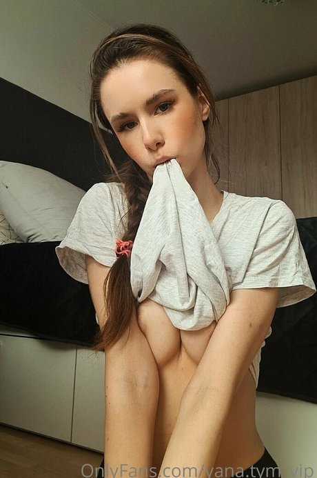 yana tym vip model top pic