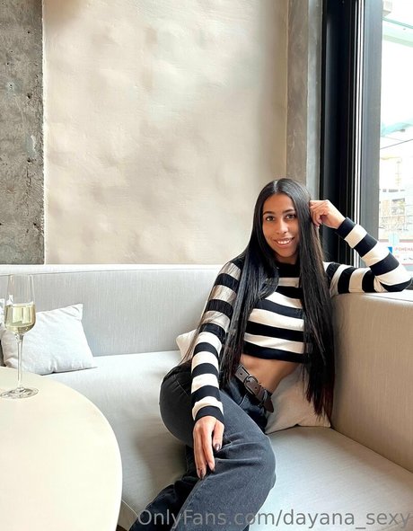 miaa sexy nude actress photo