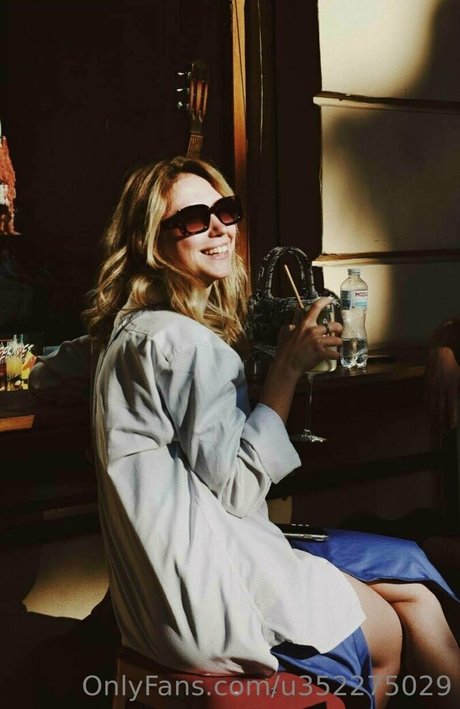 emilly xo star high quality gallery