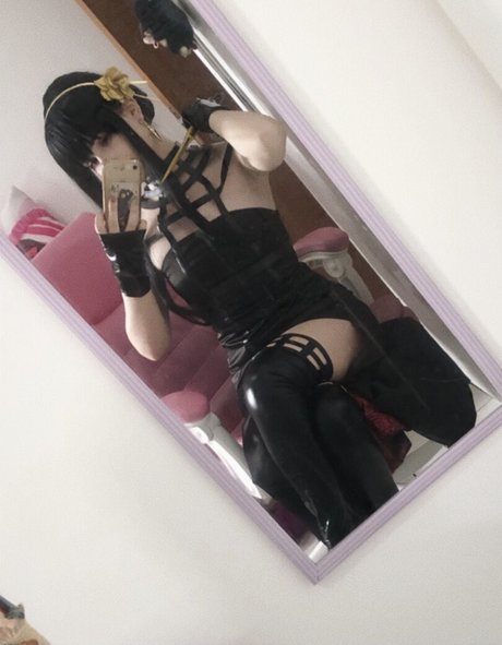 Lunarun nice model photo