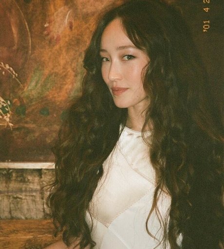 Havana Rose Liu naked model pictures