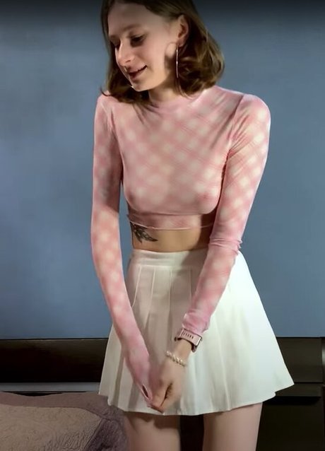 PolinaPoltina model top photo