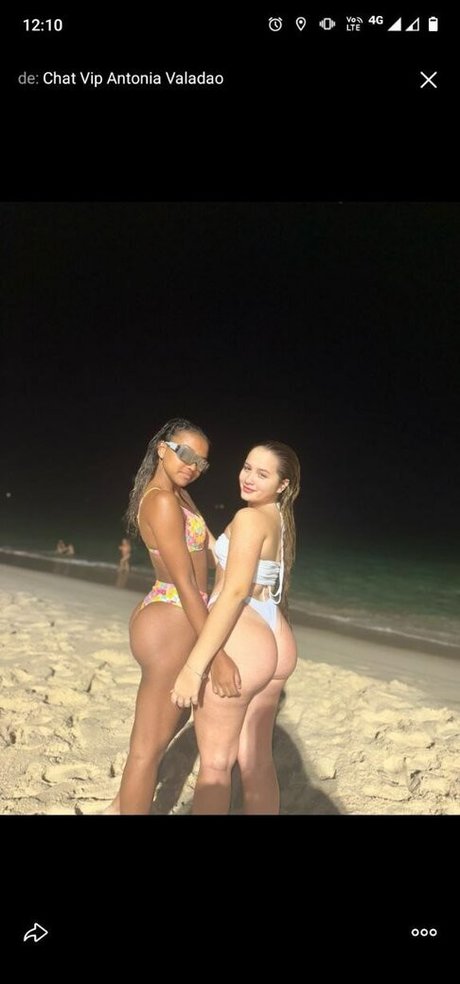 Beatricce model top picture