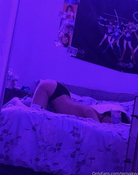 Vy Tran pornstar adult galleries