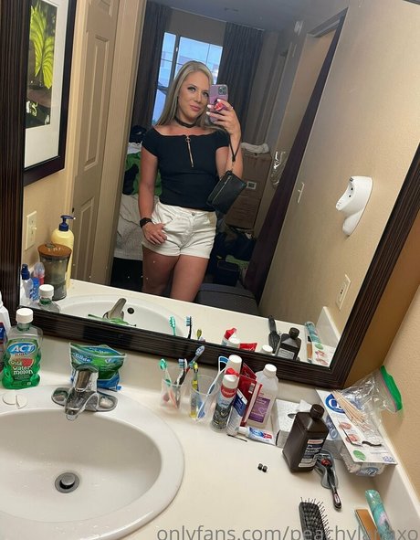 peachylanaxo perfect pornstar gallery