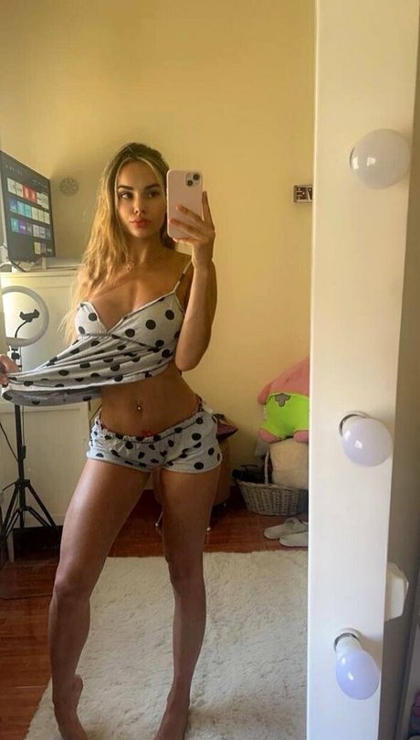 youngani xx model perfect img