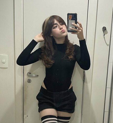 Isabella Angelina Profile pic