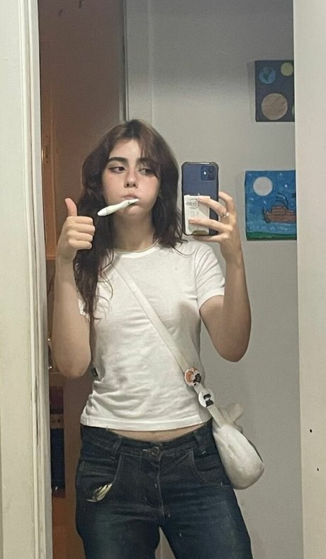 Isabella Angelina perfect actress picture