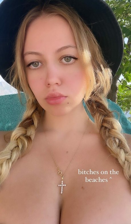 Eva april11 pornstar perfect img