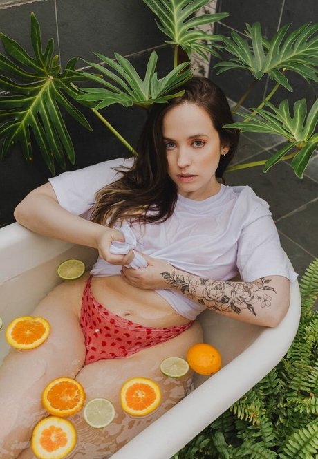 Nay Rodrigues sex pornstar picture