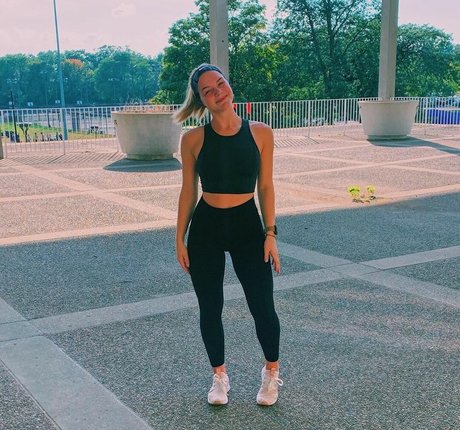 Alysia Kelley pornstar xxx image