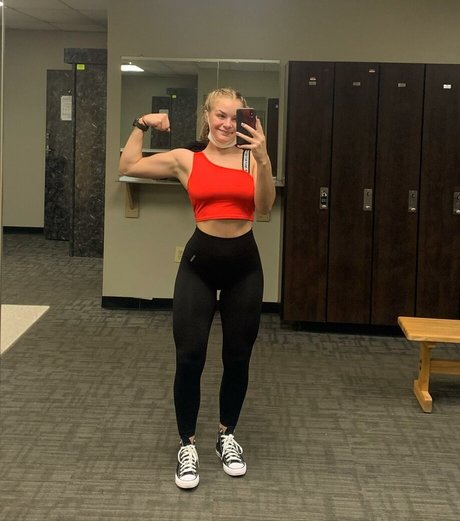 Alysia Kelley sexy star pic