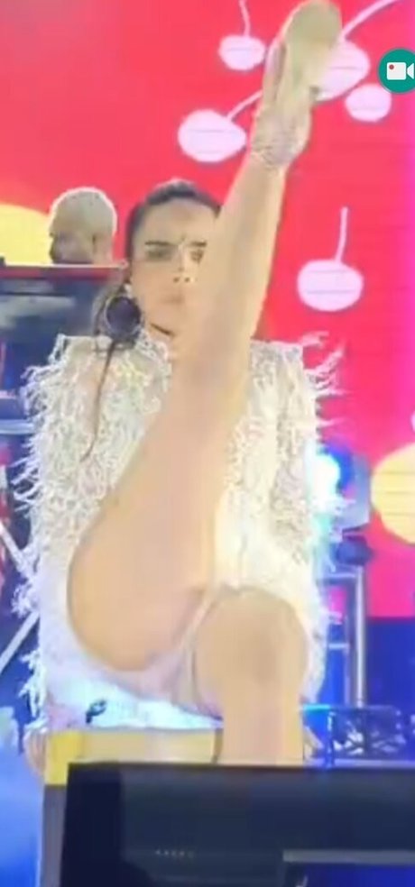 Wanessa Camargo sex star pics