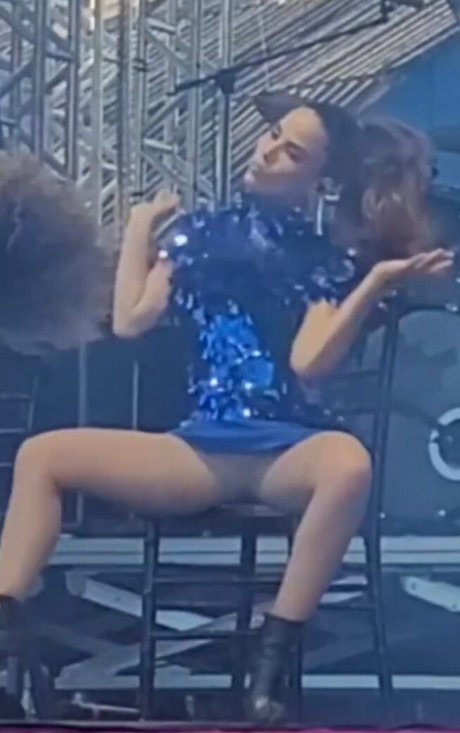 Wanessa Camargo hot model pictures