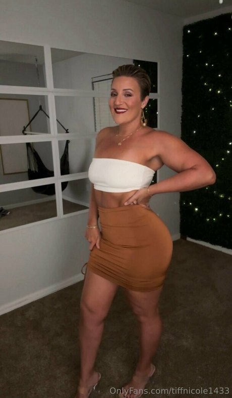 tiffnicole1433 xxx model images
