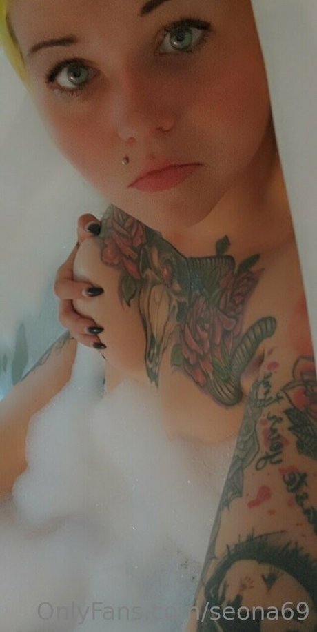 Seona69 nudes model pictures