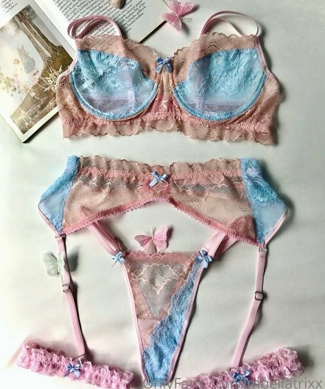 imbellatrixx nude pornstar pic