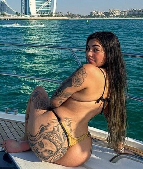 Carol Mourah erotic model picture