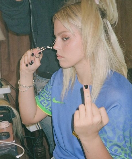 Renee Rapp pornstar sex pic