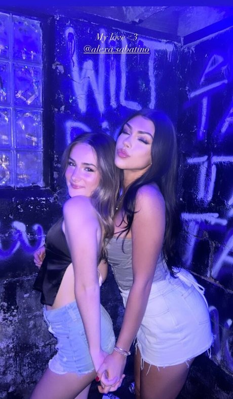 Yalibarel hot pornstar picture