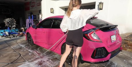 Kayla Rundle star hd image