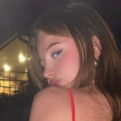 kyliefoxxy high quality actress picture