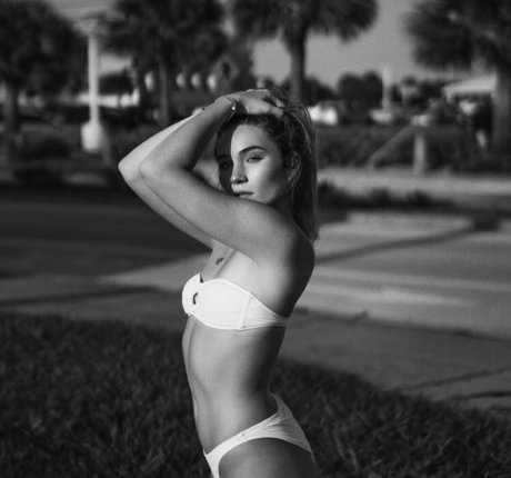 hard onlyfans free sexy images