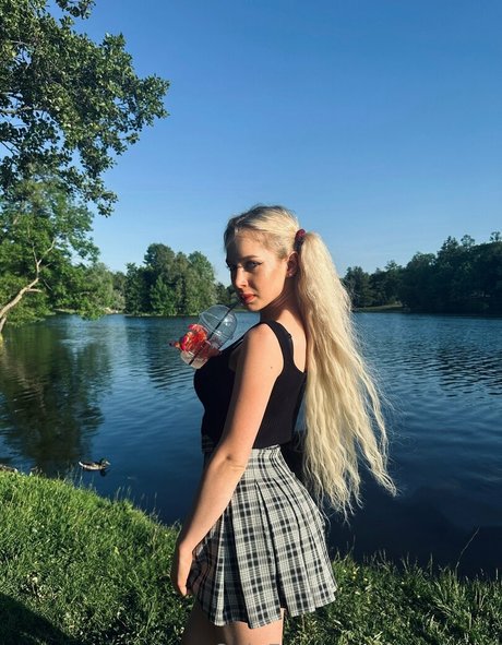 chloe lust exclusive pornstar image