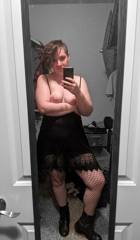 wednesdayeve free star xxx image