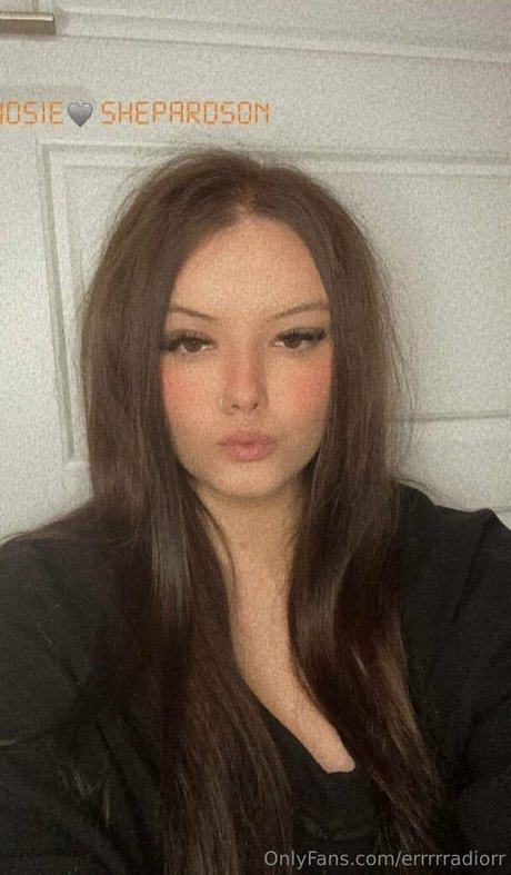 errrrradiorr naked actress pics