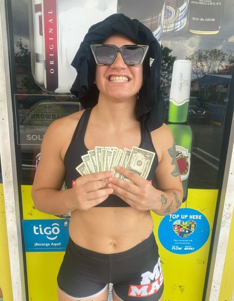 ailu perez ufc star perfect pictures