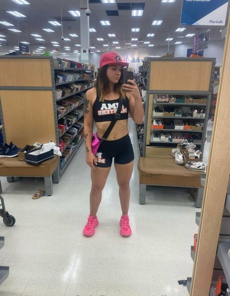 ailu perez ufc nude actress archive