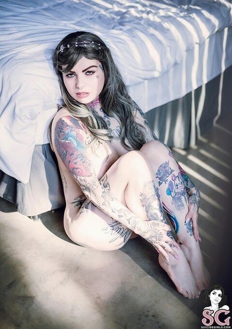 Tatycamili pornographic model img